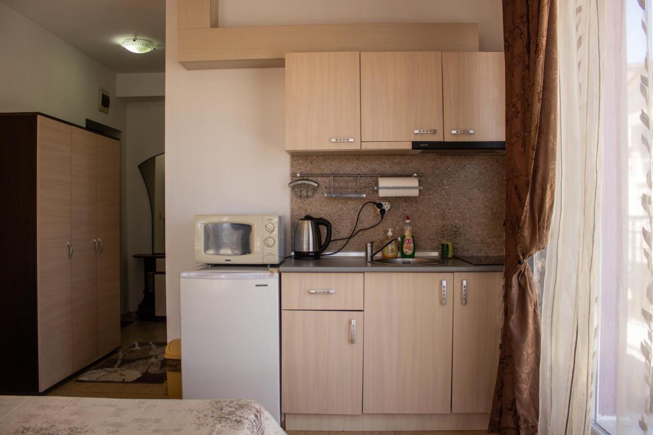 Central Couple Studio Pomorie Exterior foto