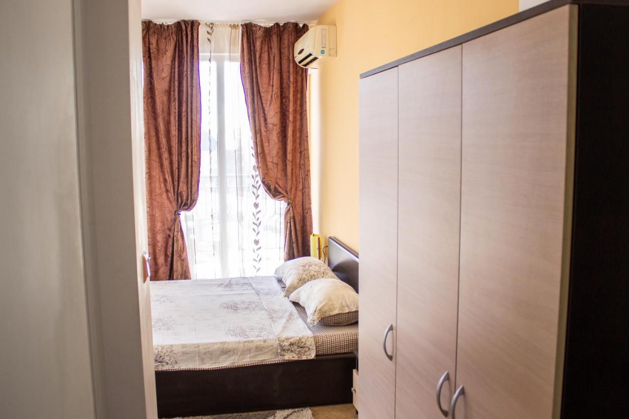 Central Couple Studio Pomorie Exterior foto